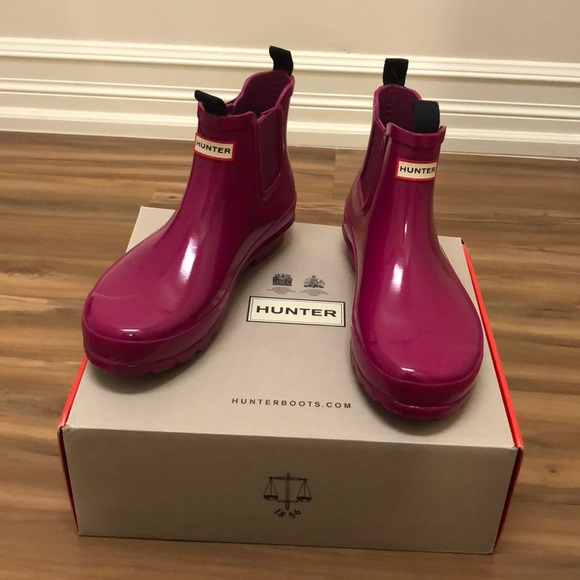 Hunter Shoes - NWT Hunter Original Gloss Chelsea boots Size 7
